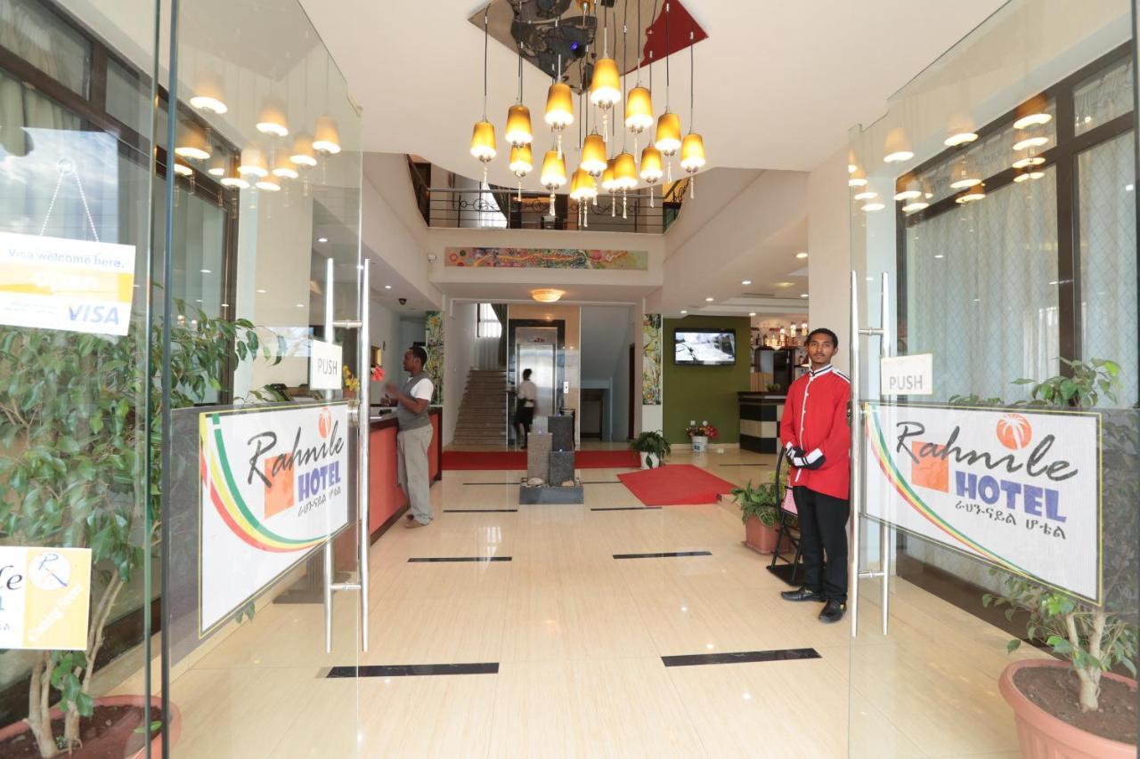 Rahnile Hotel Bahir Dar Buitenkant foto
